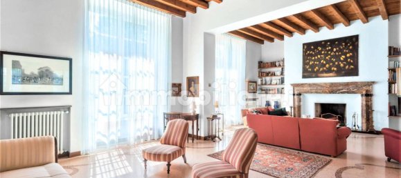 Villa T3 em Besana in Brianza, Italy N.º 72356 27