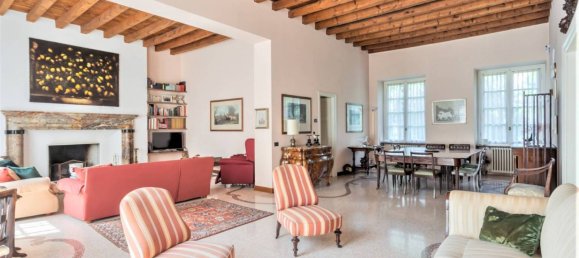 Villa T3 em Besana in Brianza, Italy N.º 72356 9