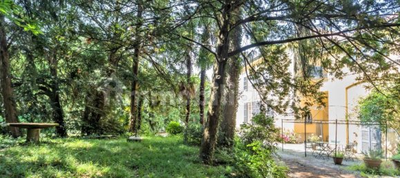 Villa T3 em Besana in Brianza, Italy N.º 72356 6