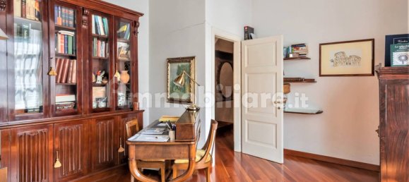 Villa T3 em Besana in Brianza, Italy N.º 72356 22