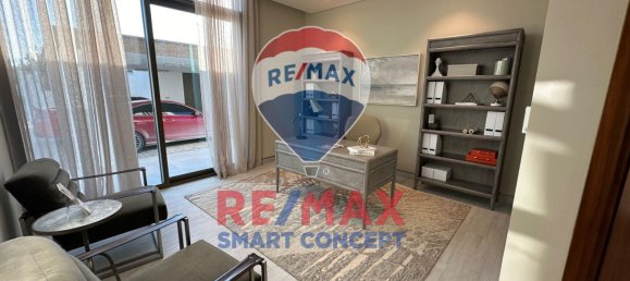 4 bedrooms Villa in Abu Dhabi, UAE No. 28156 8