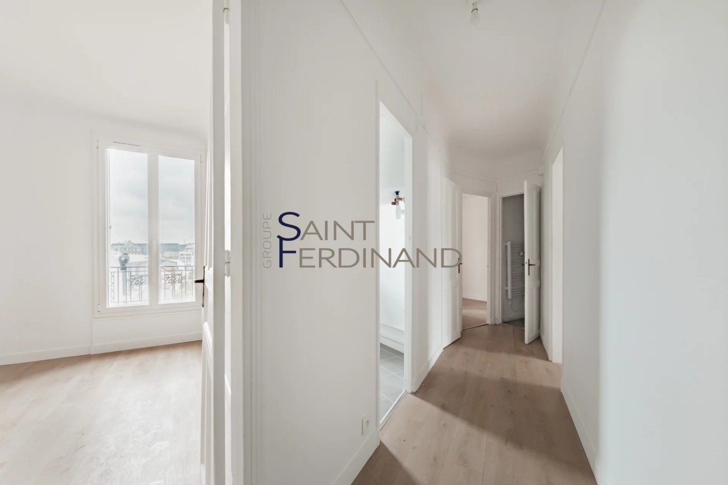 3-Zimmer Wohnung in Asnieres-sur-Seine, France, Nr. 114590