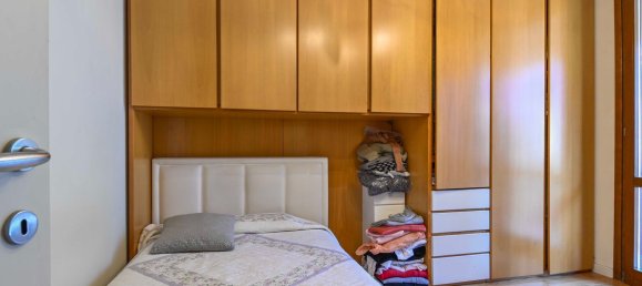 5 chambres Maison à Bergamo, Italy No. 380820 28