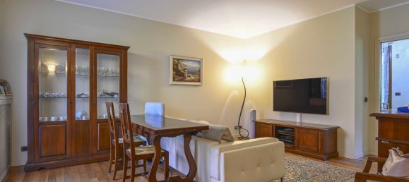 5 chambres Maison à Bergamo, Italy No. 380820 7