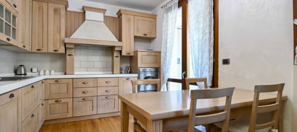 5 chambres Maison à Bergamo, Italy No. 380820 14