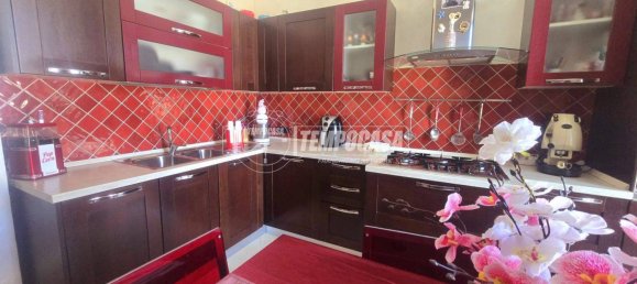 2 Schlafzimmer Wohnung in Nola, Italy, Nr. 9369 4