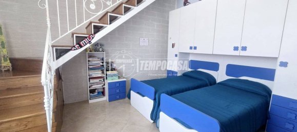 2 Schlafzimmer Wohnung in Nola, Italy, Nr. 9369 7