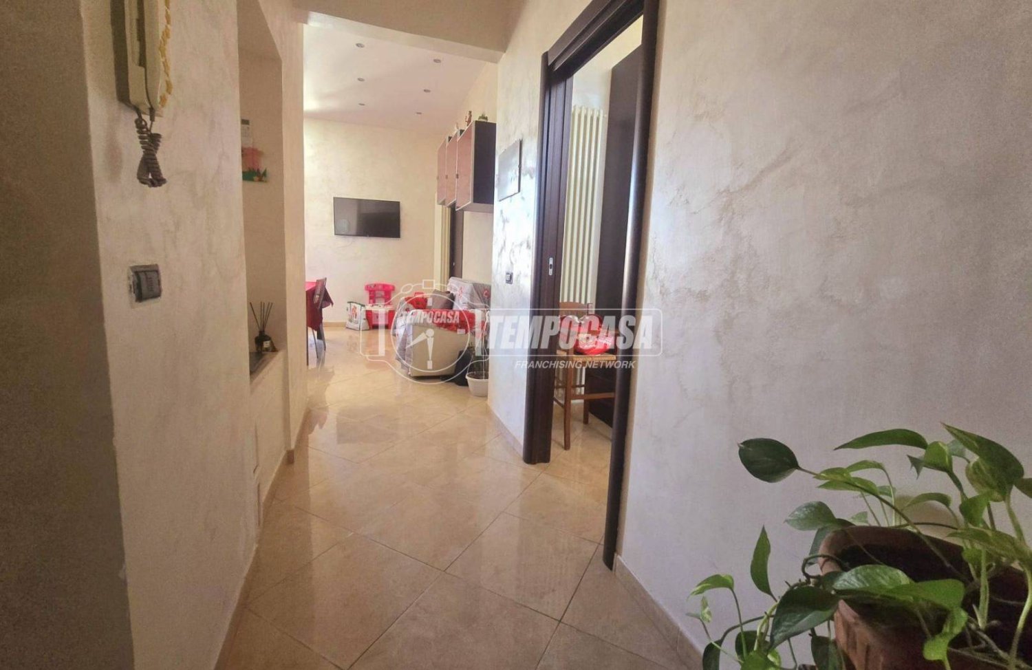 2 Schlafzimmer Wohnung in Nola, Italy, Nr. 9369