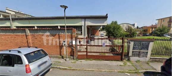 Escritório de 3 divisões em Crema, Italy N.º 5055 2