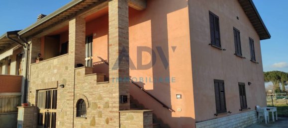 4 غرف نوم منزل في Bastia Umbra, Italy رقم 1875 2