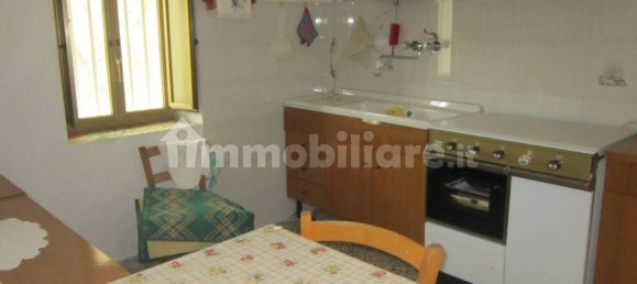 2 Schlafzimmer Haus in Schiavi di Abruzzo, Italy, Nr. 354685 6