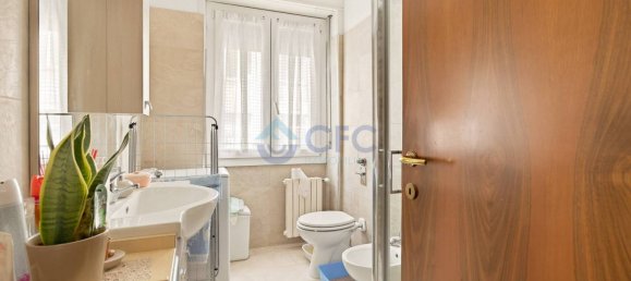 1 bedroom Apartment in Milan, Italy No. 362150 21