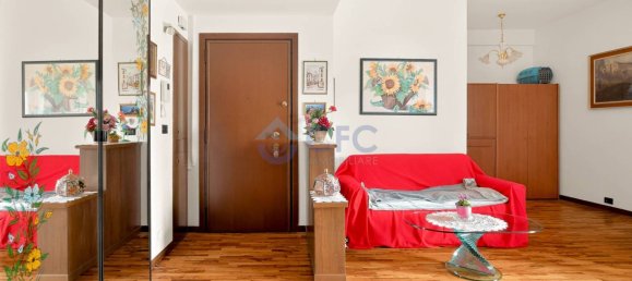 1 bedroom Apartment in Milan, Italy No. 362150 3