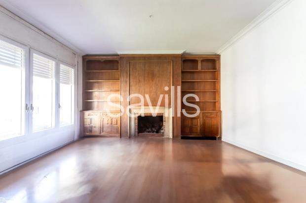 5 bedrooms Apartment in Barcelona, Spain No. 182323