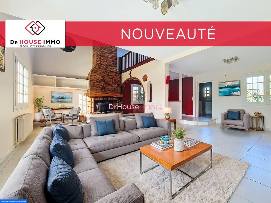 5 bedrooms House in Les Alluets-le-Roi, France No. 165683