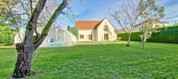5 bedrooms House in Les Alluets-le-Roi, France No. 165683 18