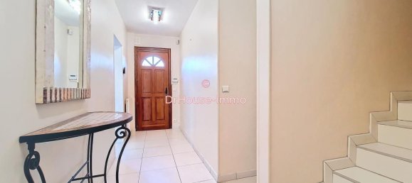 5 bedrooms House in Les Alluets-le-Roi, France No. 165683 5