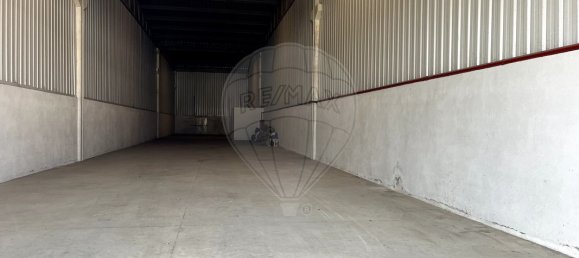 Almacén en Samora Correia, Portugal 417 m² No. 67140 12