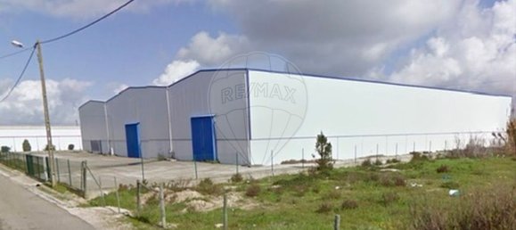 Almacén en Samora Correia, Portugal 417 m² No. 67140 7