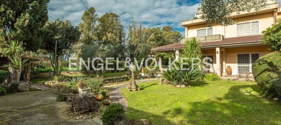 8-Zimmer Villa in Rome, Italy, Nr. 132740 4
