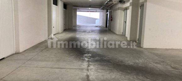 34m² Garage in Caserta, Italy No. 78489 3