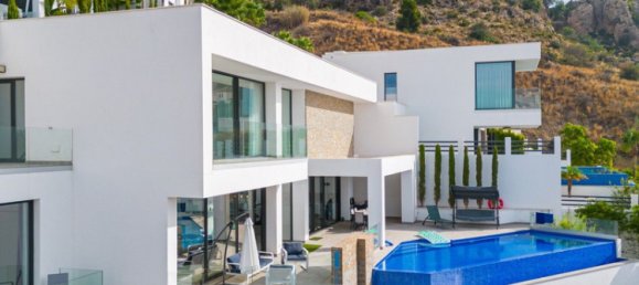 4 Schlafzimmer Villa in Benalmadena, Spain, Nr. 31299 14