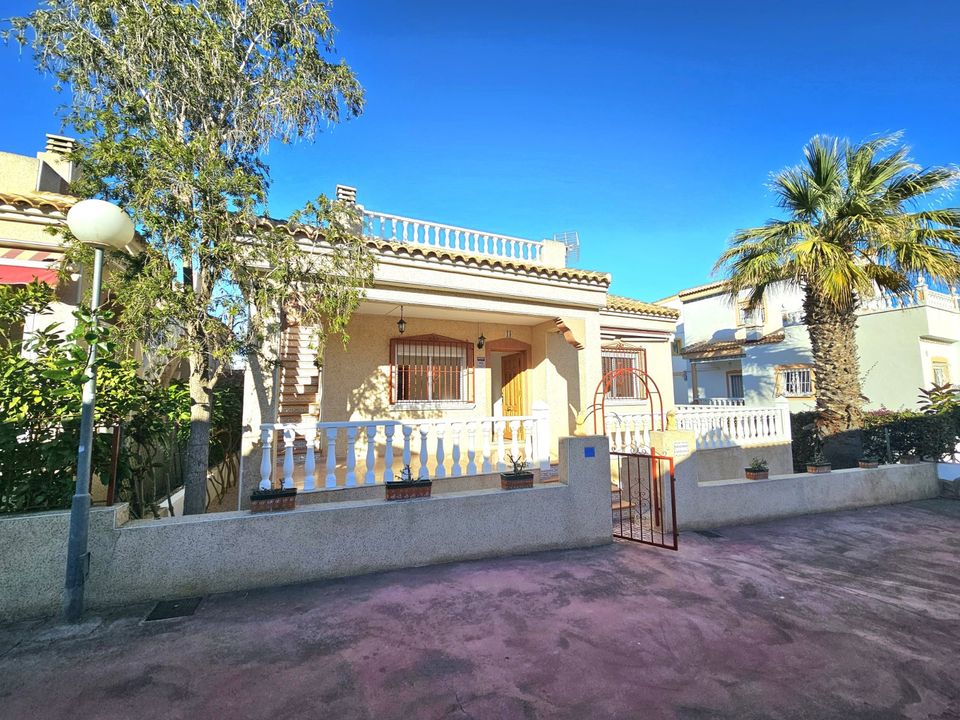 3 Schlafzimmer Villa in Algorfa, Spain, Nr. 222599