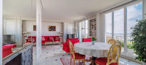5 bedrooms Apartment in Paris, France No. 144670 5