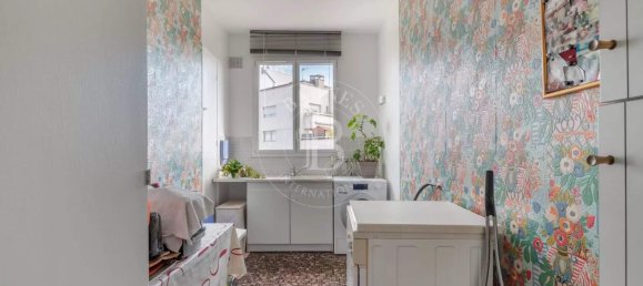 5 bedrooms Apartment in Paris, France No. 144670 13