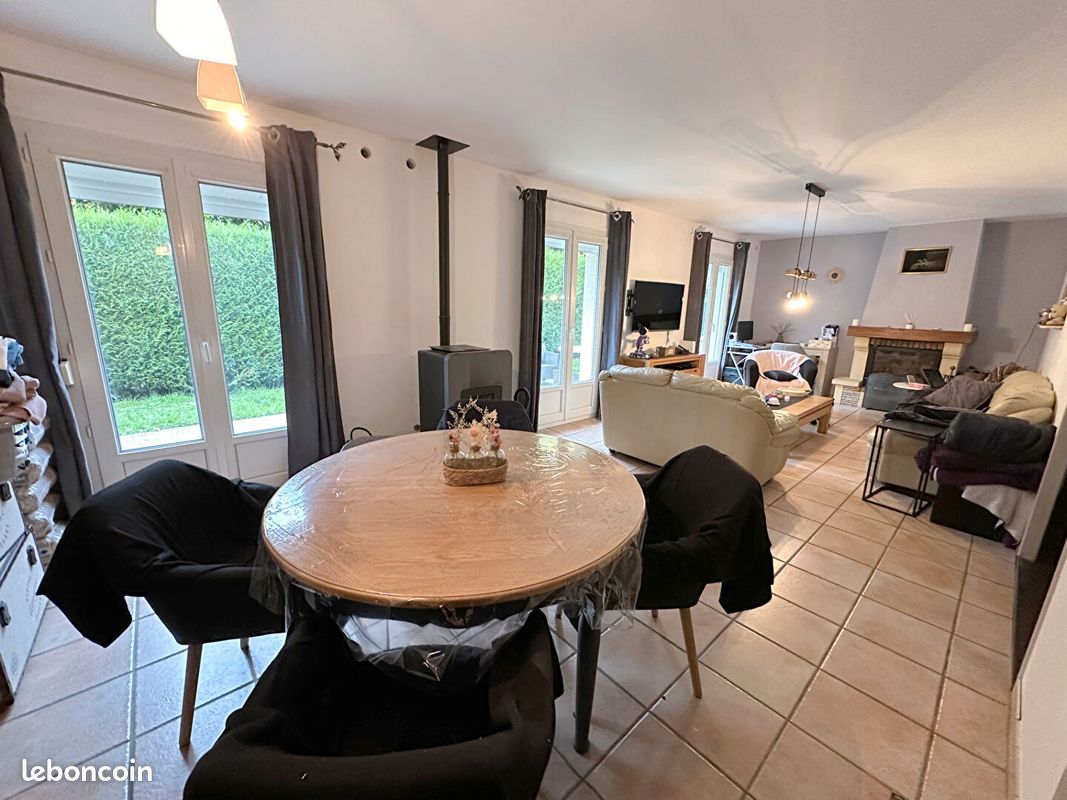 3 غرف نوم منزل في Trie-Chateau, France رقم 161447