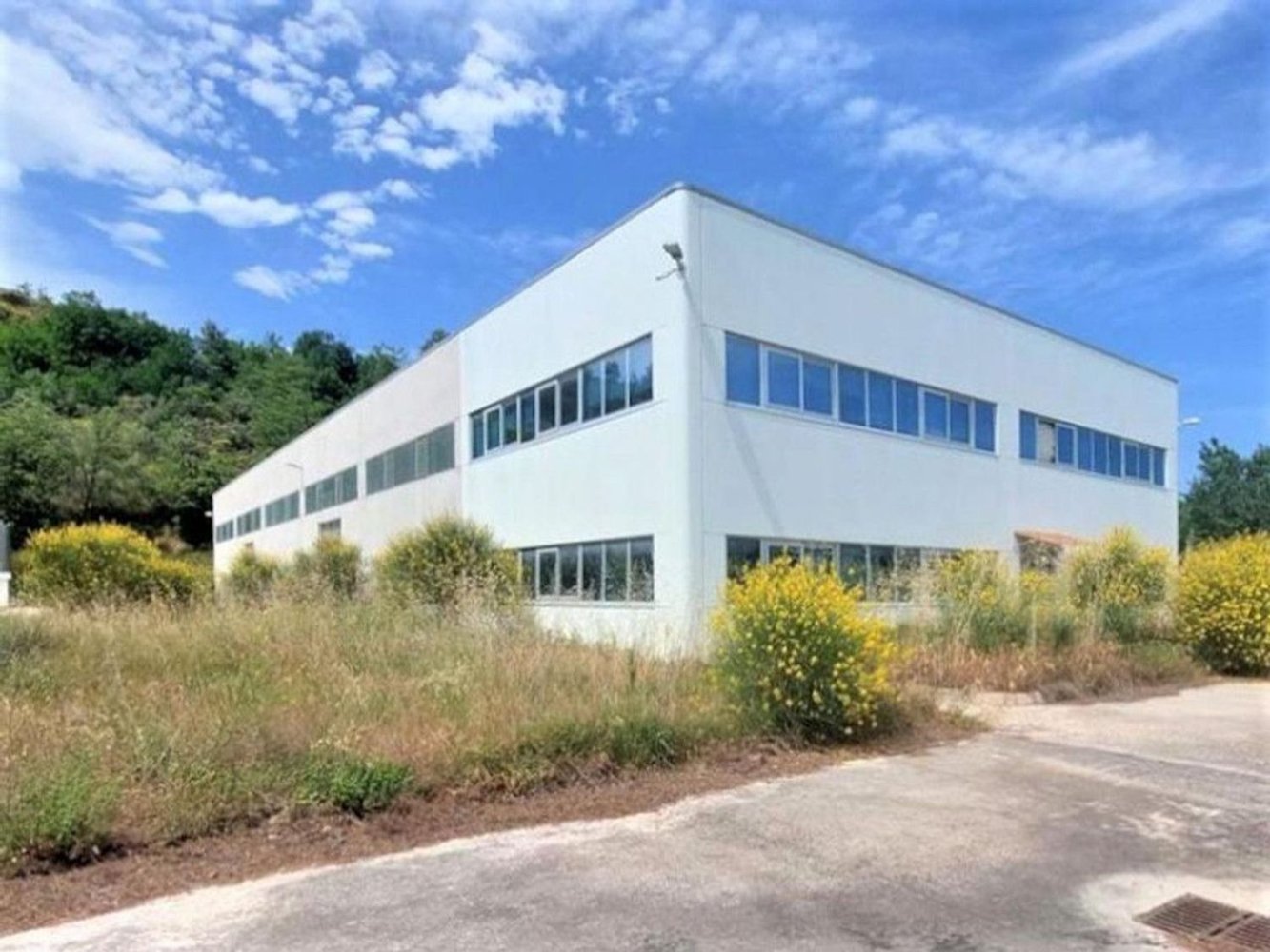 Armazém em Giuliano Teatino, Italy 3062 m² N.º 375609