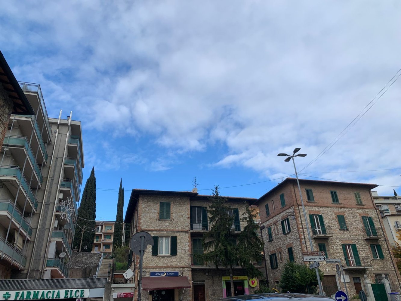 3 rooms Apartment in Perugia, Italy No. 50338