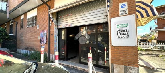 Imóvel comercial de 1 divisão em Rome, Italy N.º 63110 2