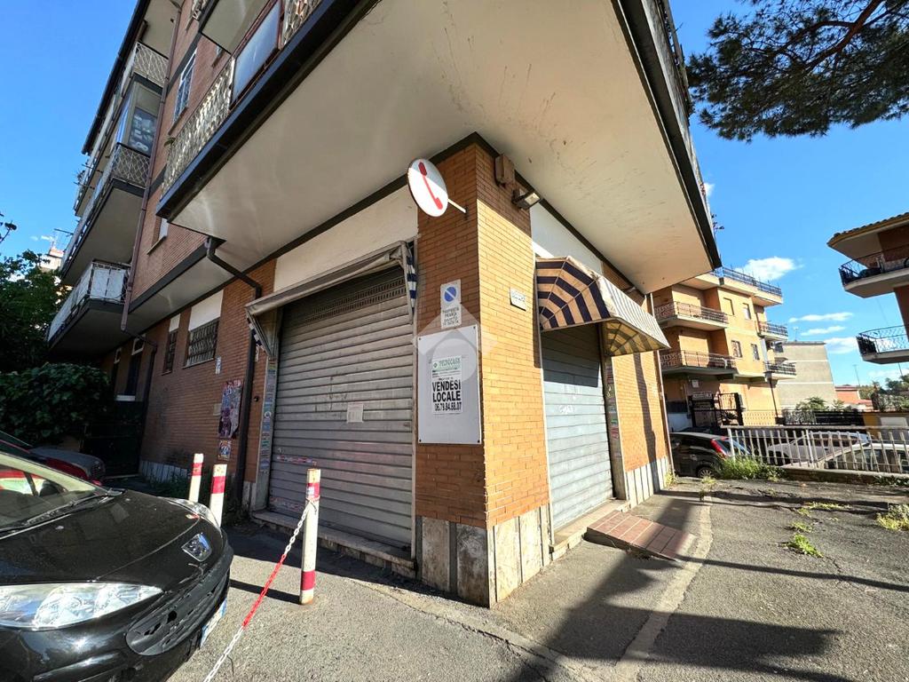 Imóvel comercial de 1 divisão em Rome, Italy N.º 63110