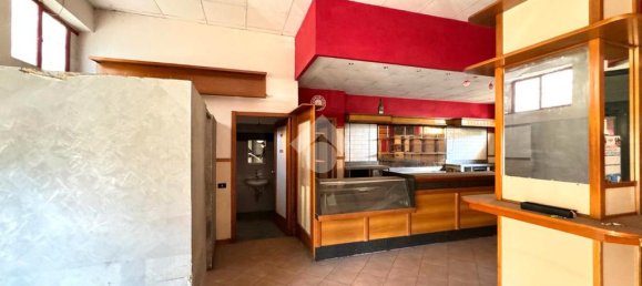 Imóvel comercial de 1 divisão em Rome, Italy N.º 63110 8