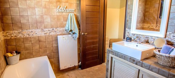 3 bedrooms Commercial property in Epanomi, Greece No. 5594 15