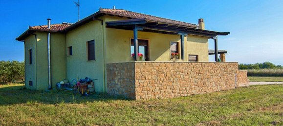 3 bedrooms Commercial property in Epanomi, Greece No. 5594 2