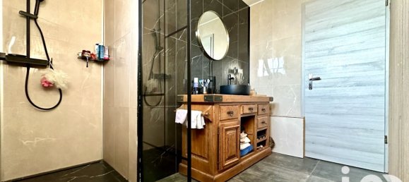 Дом с 5 комнатами в Illy, Франция № 49345 9