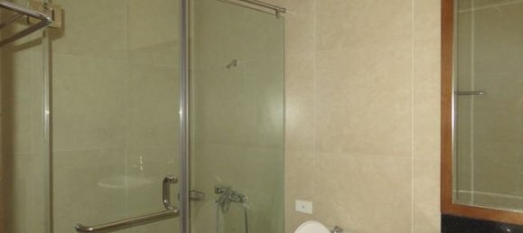 4 bedrooms Villa in Long Bien, Vietnam No. 4073 18