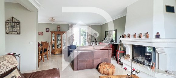 4 chambres Villa à Ormesson-sur-Marne, France No. 175083 4