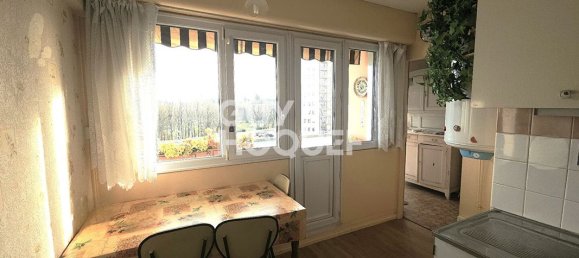 Квартира с 3 спальнями в Бурк-ан-Брес, Франция № 260477 3