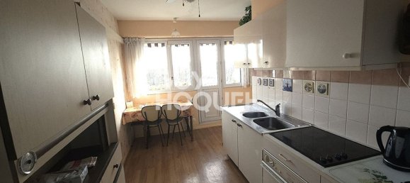 Квартира с 3 спальнями в Бурк-ан-Брес, Франция № 260477 2