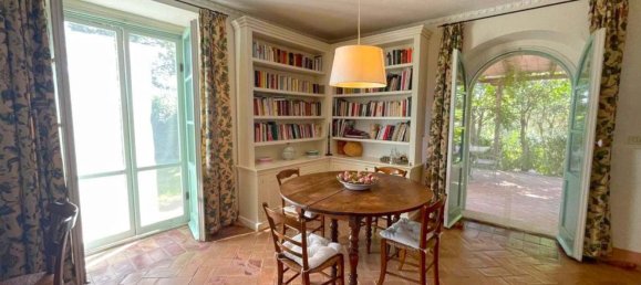 Casa de 11 habitaciónes en Manciano, Italy No. 305412 14