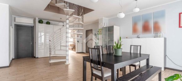 4-Zimmer Doppelhaus in Cisliano, Italy, Nr. 146257 2