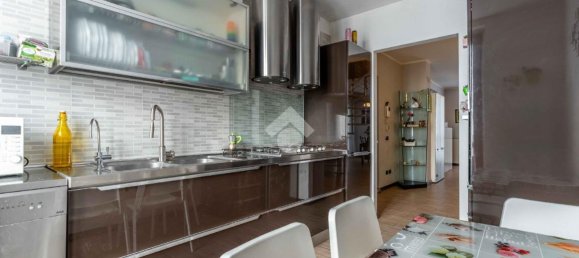 4-Zimmer Doppelhaus in Cisliano, Italy, Nr. 146257 10