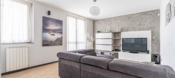 4-Zimmer Doppelhaus in Cisliano, Italy, Nr. 146257 9