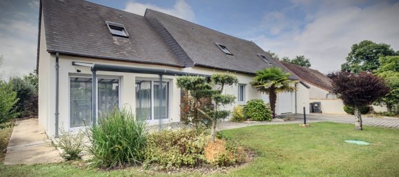 Casa de 4 dormitorios en Monnaie, France No. 42284 2