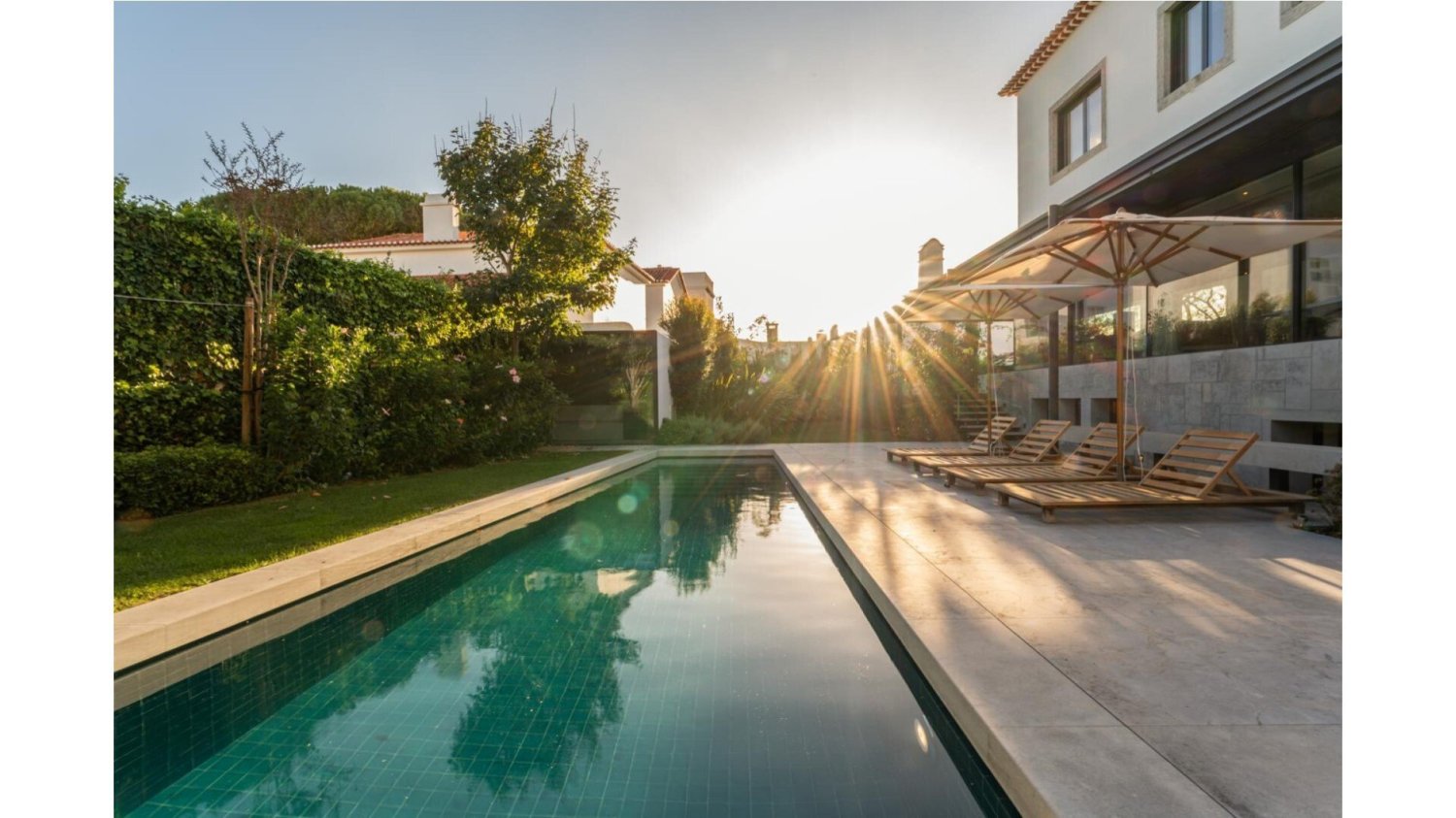 7 bedrooms Villa in Oeiras, Portugal No. 111275