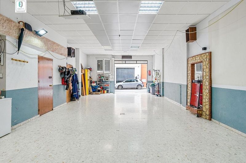 100m² Commercial property in Armilla, Spain No. 221623