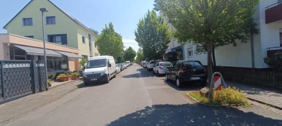 Parkplatz in Offenbach, Germany, Nr. 175584 7